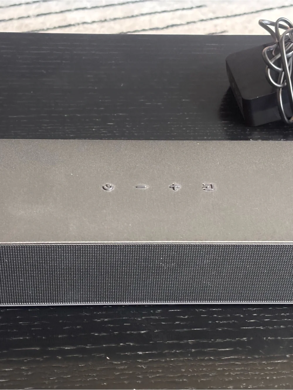 Samsung Slim Soundbar Speaker in Black HW-S50B, with remote